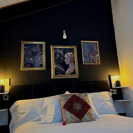 Апартаменты Hosting Dreams Attics - Duomo Милан Экстерьер фото
