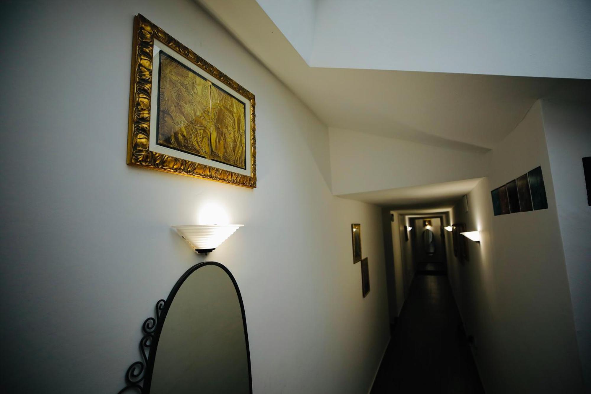 Апартаменты Hosting Dreams Attics - Duomo Милан Экстерьер фото