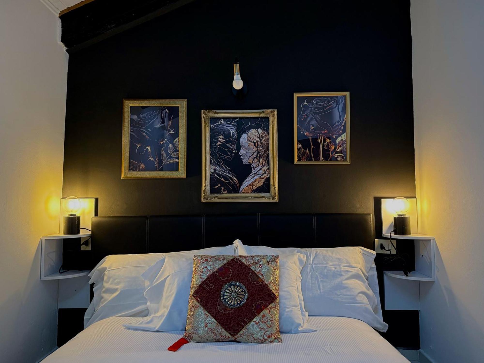 Апартаменты Hosting Dreams Attics - Duomo Милан Экстерьер фото
